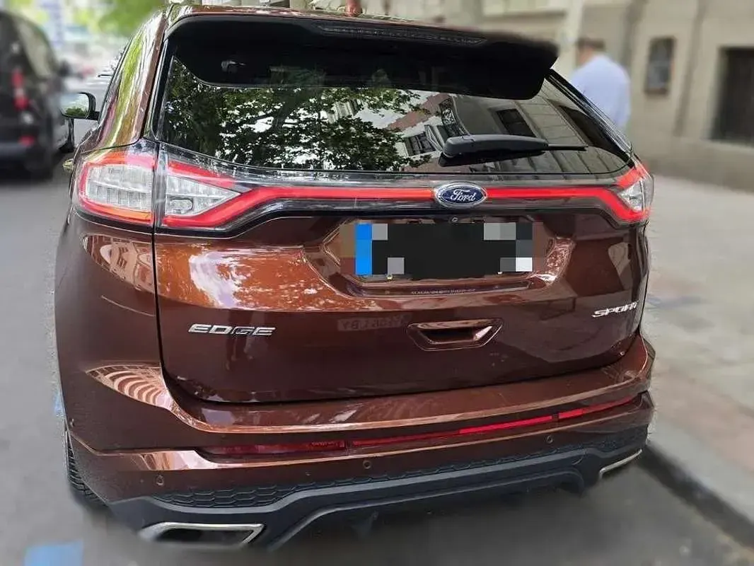 Usado Ford Edge Sport 211 CV (155 kW) 2017 Burdeos SUV