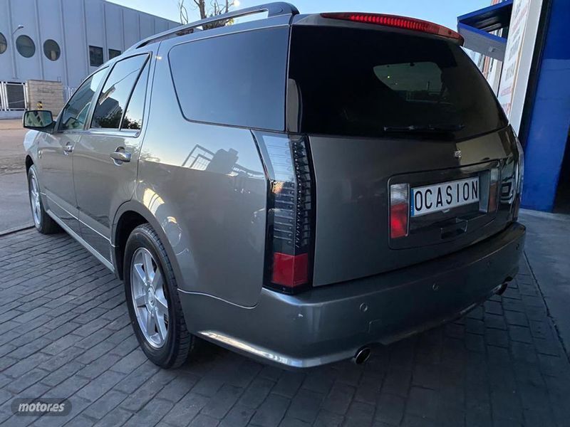 Usado Cadillac SRX 324 CV (238 kW) 2004 Varios colores SUV