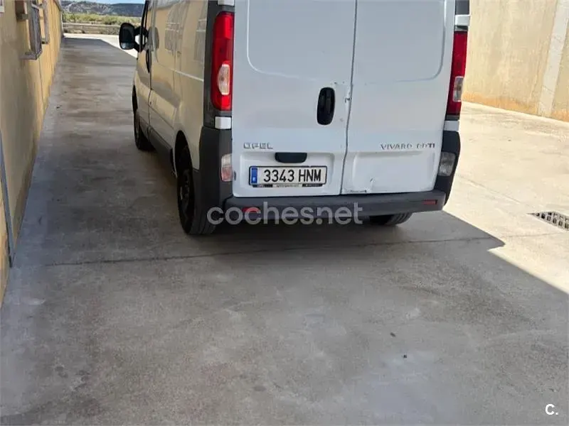 Usado Opel Vivaro 114 CV (83 kW) 2013 Blanco Monovolumen