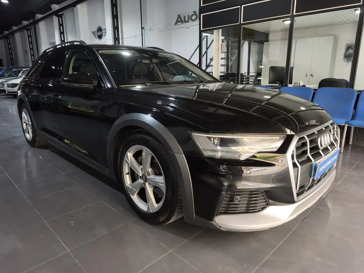 Usado Audi A6 Allroad 286 CV (210 kW) 2021 Negro Familiar