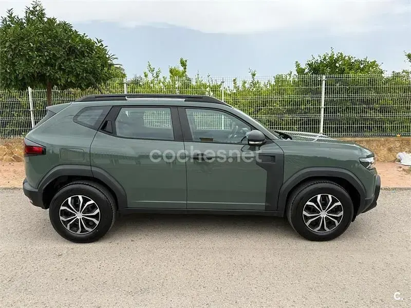 Usado Dacia Duster Essentiel 100 CV (73 kW) 2025 Verde SUV