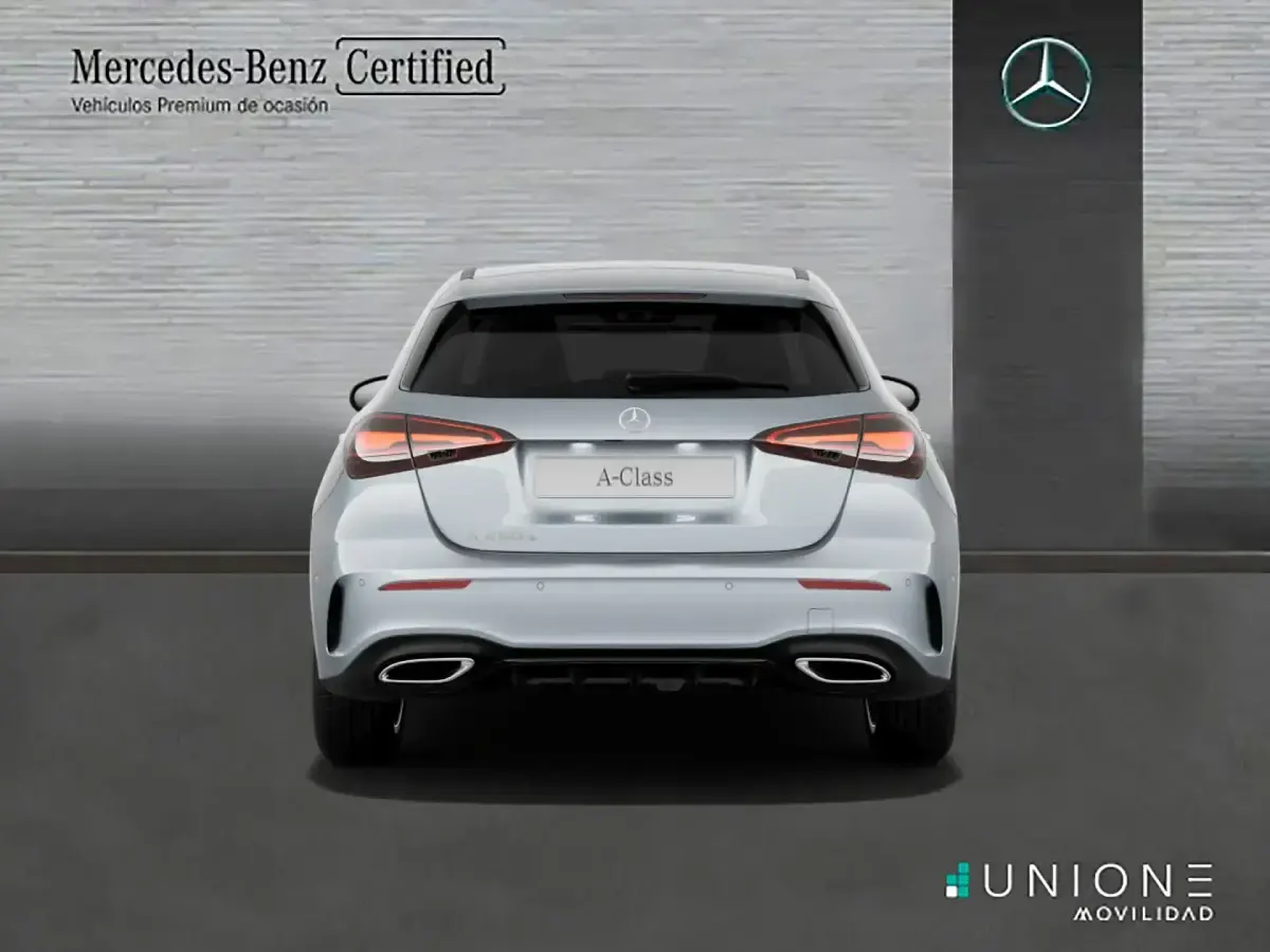 Usado Mercedes A250 163 CV (119 kW) 2025 Gris Berlina