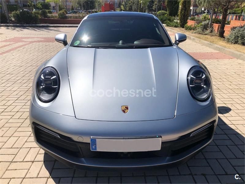 Gris / plata Usado 2019 Porsche 911 Carrera 4S Coupe | 132.900 € (Precio justo) - Imagen 1/4