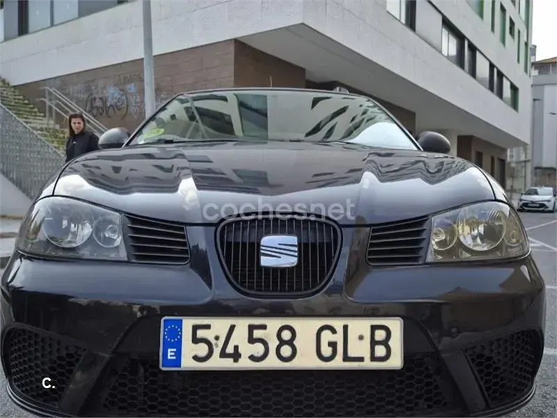 Usado Seat Ibiza 70 CV (51 kW) 2009 Negro Berlina