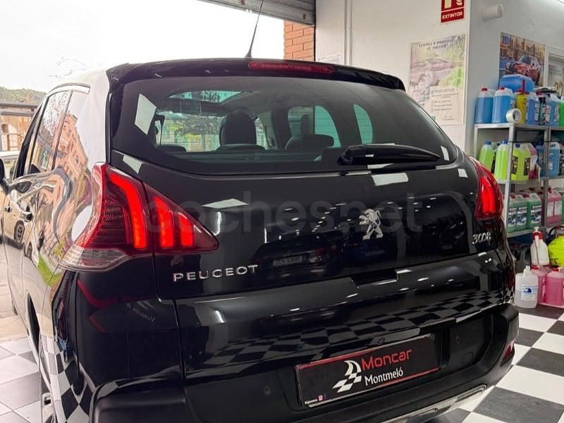 Usado Peugeot 3008 Allure 115 CV (84 kW) 2014 Negro Familiar
