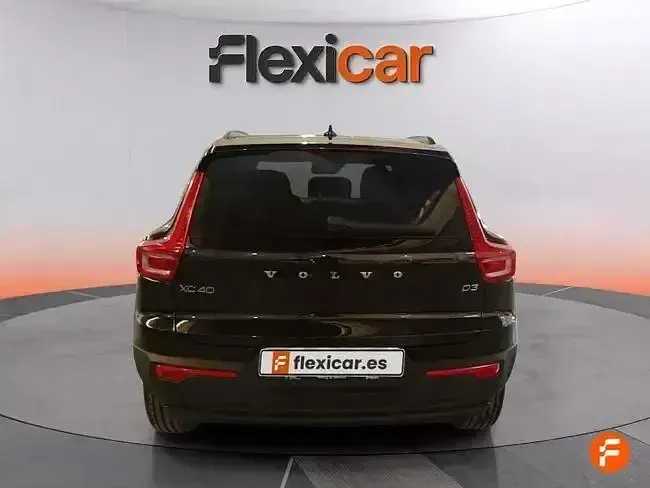Begagnad Volvo XC40 150 HK (110 kW) 2020 Svart SUV