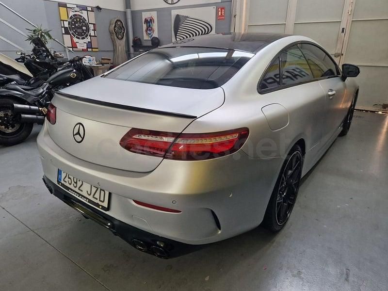 Usado Mercedes E220 194 CV (142 kW) 2017 Gris / plata Coupe