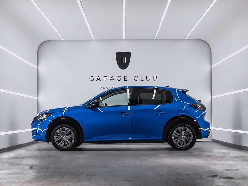 Usado Peugeot 208 Allure 100 kW (136 CV) 2023 Azul Utilitario
