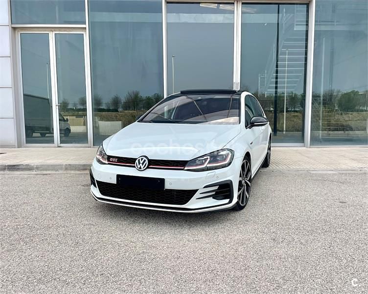 Usado VW Golf VIII GTI 245 CV (180 kW) 2020 Blanco Berlina