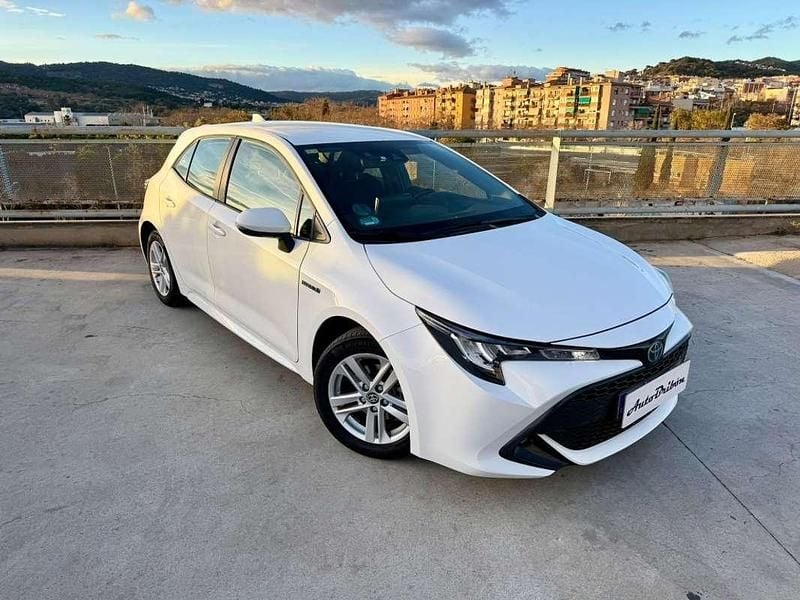 Usado Toyota Corolla Style 122 CV (89 kW) 2021 Blanco Utilitario