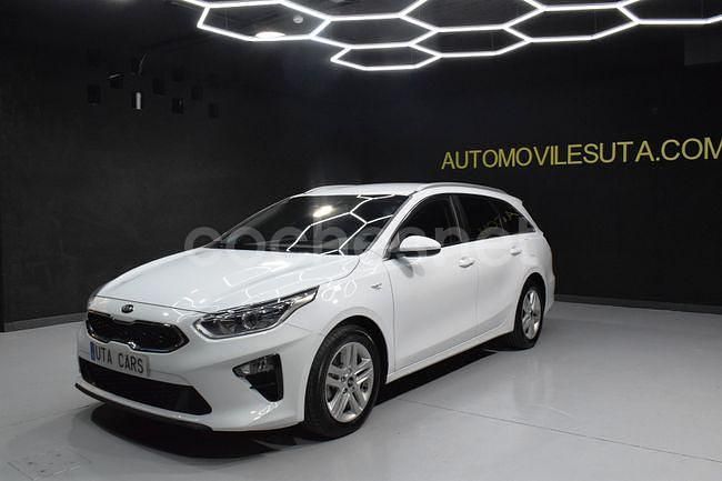 Usado Kia Ceed 140 CV (102 kW) 2021 Blanco Utilitario