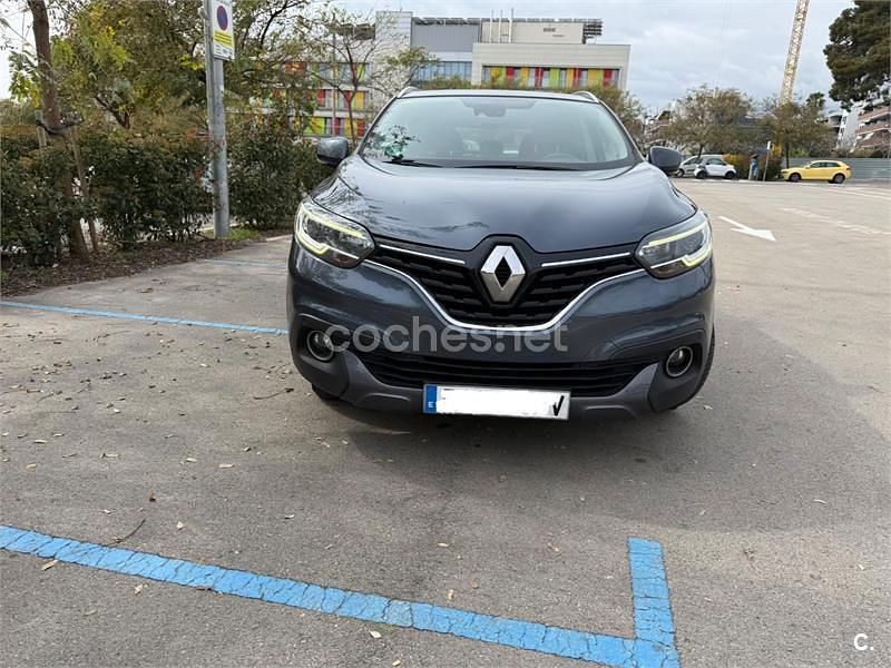 Usado Renault Kadjar Zen 110 CV (80 kW) 2016 Gris / plata SUV