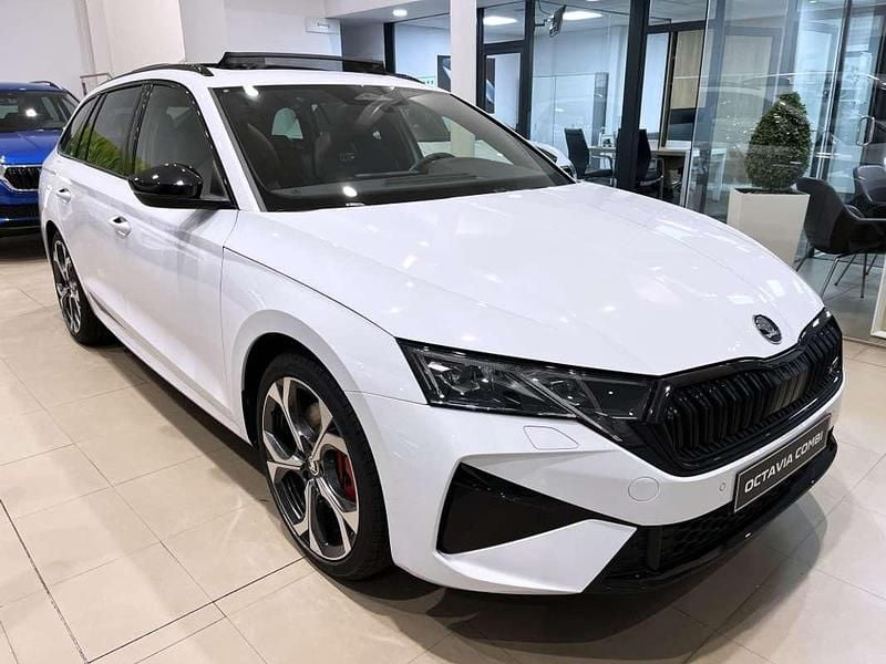 Blanco Nuevo 2025 Skoda Octavia RS Familiar | 37.900 € (Super precio) - Imagen 1/4