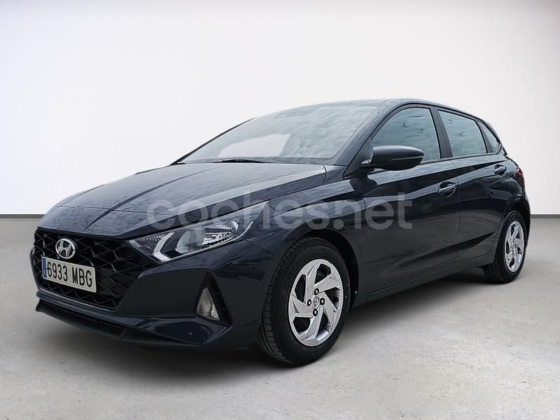 Gris / plata Usado 2022 Hyundai i20 Berlina | 14.410 € (Buen precio) - Imagen 1/4