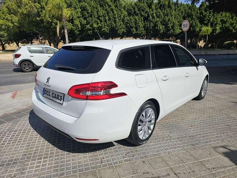 Usado Peugeot 308 Active 131 CV (96 kW) 2020 Blanco Utilitario