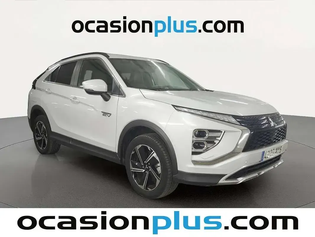 Usado Mitsubishi Eclipse Cross 188 CV (138 kW) 2025 Blanco SUV