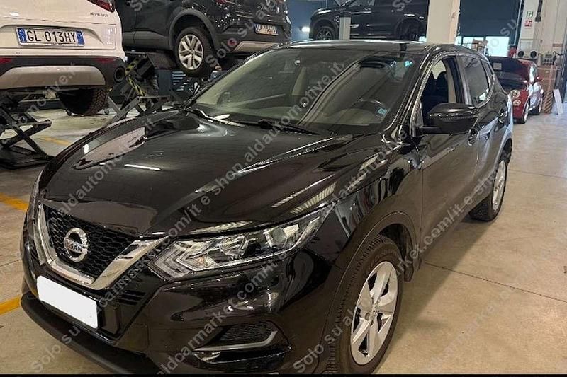 Usado Nissan Qashqai Acenta 116 CV (85 kW) 2019 Negro SUV