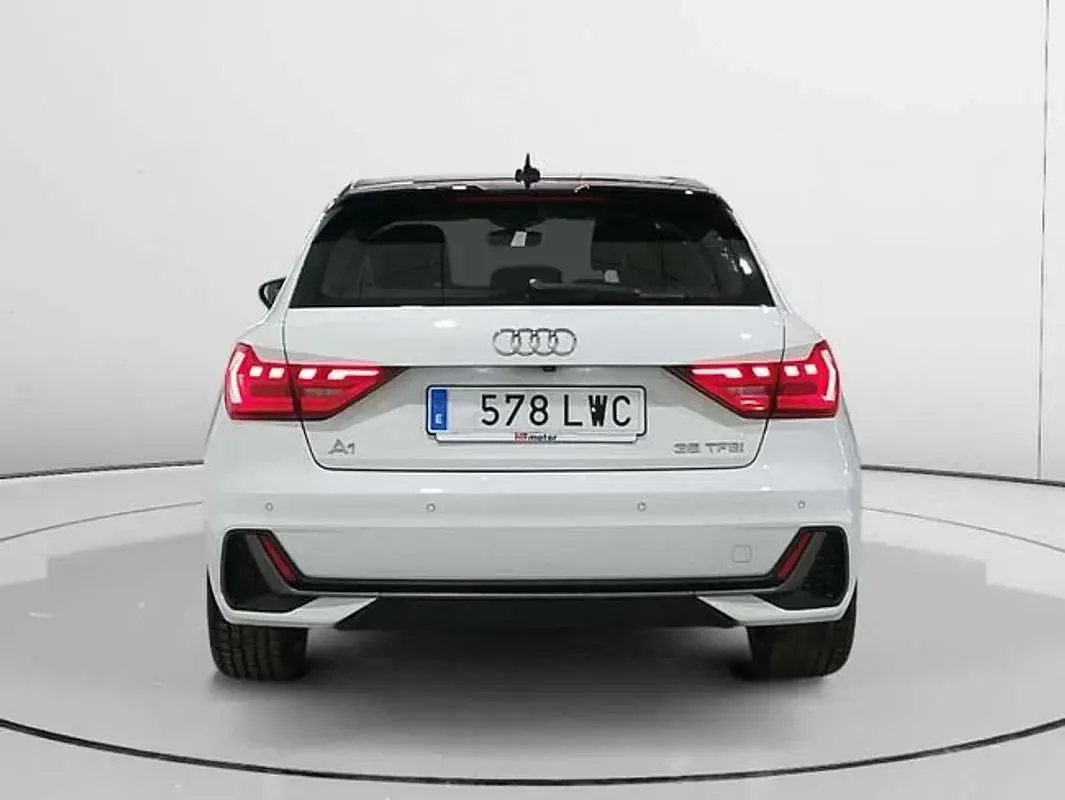 Usado Audi A1 Sportback 150 CV (110 kW) 2022 Blanco Utilitario