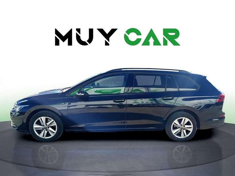 Usado VW Golf VIII Life 116 CV (85 kW) 2021 Negro Familiar