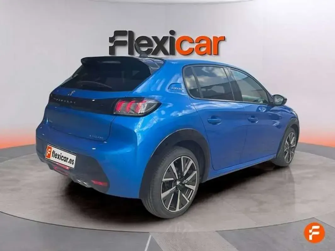 Usado Peugeot 208 GT-line 131 CV (96 kW) 2019 Azul Utilitario