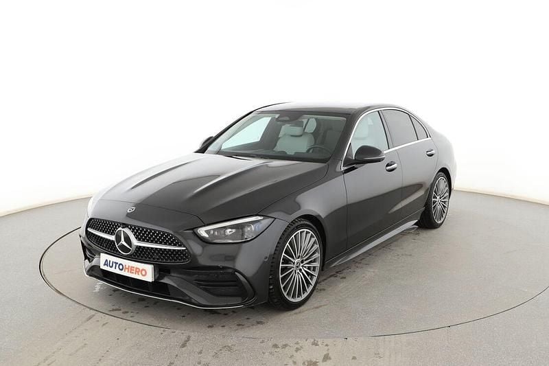 Usado Mercedes C220 AMG line 220 HP (161 kW) 2022 Sedan