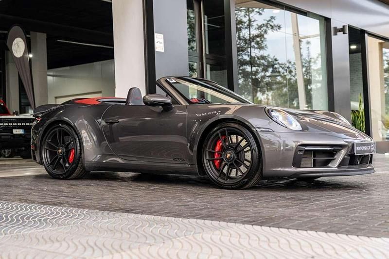 Usado Porsche 911 Carrera Cabriolet 480 CV (353 kW) 2023 Gris Descapotable