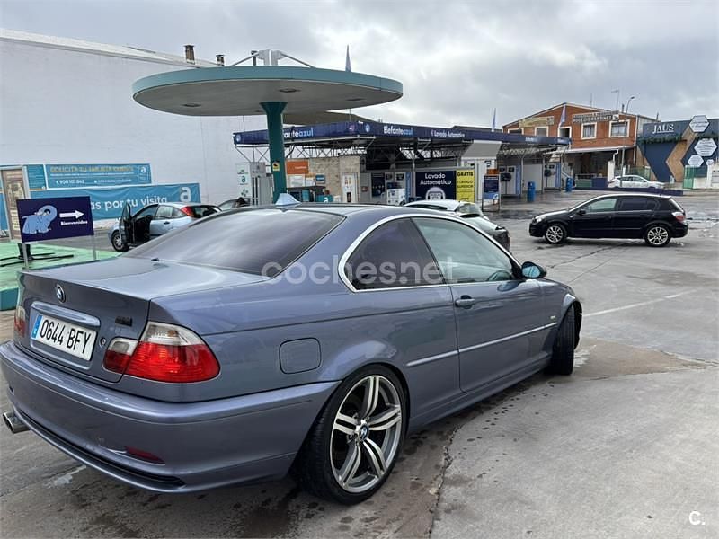 Usado BMW 325 192 CV (141 kW) 2001 Azul Coupe