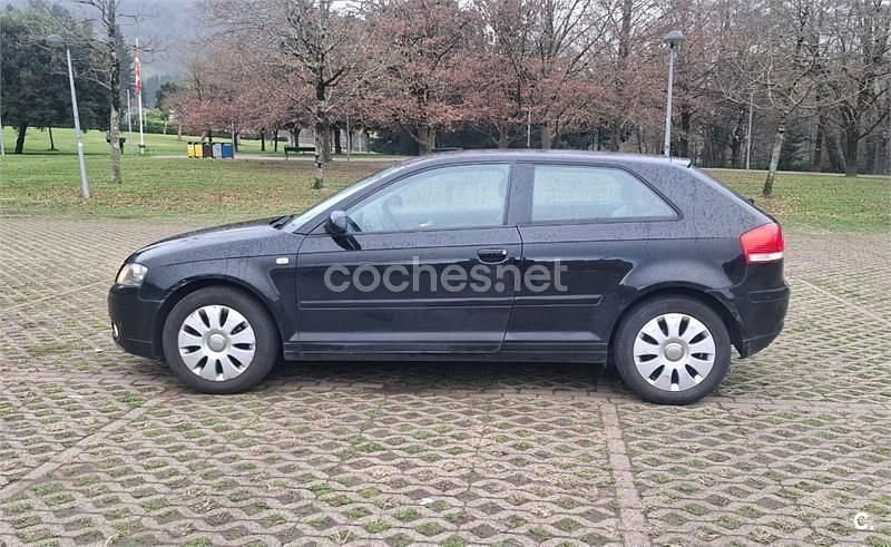 Usado Audi A3 Ambition 115 CV (84 kW) 2007 Negro Utilitario