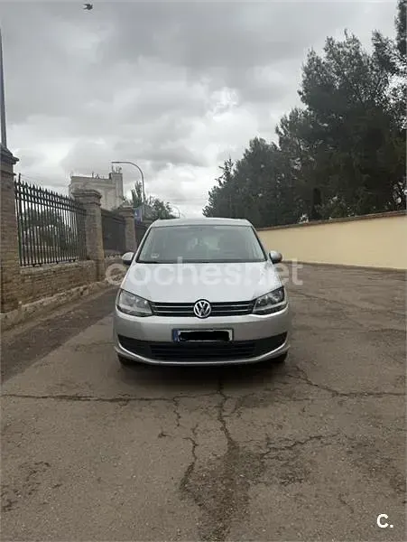 Usado VW Sharan Sport 140 CV (102 kW) 2011 Gris / plata Monovolumen