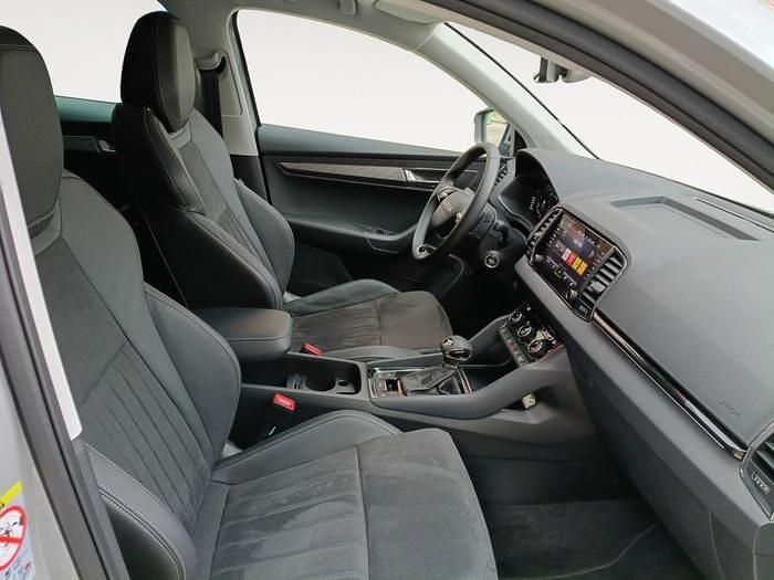 Usado Skoda Karoq 150 CV (110 kW) 2025 Gris SUV