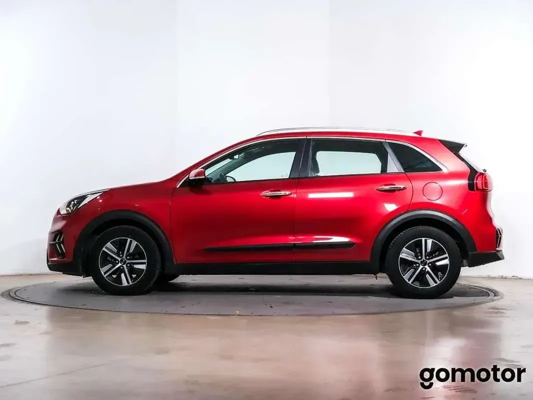 Usado Kia Niro 141 CV (103 kW) 2020 Rojo SUV