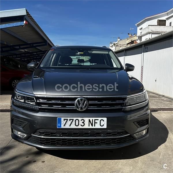 Usado VW Tiguan Sportline 240 CV (176 kW) 2017 Gris / plata SUV