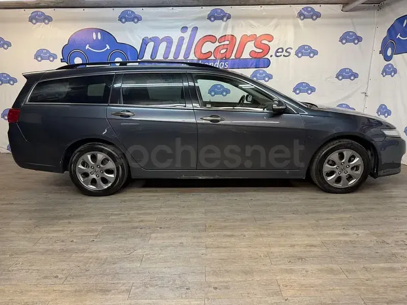 Usado Honda Accord Sport 140 CV (102 kW) 2008 Gris / plata Familiar