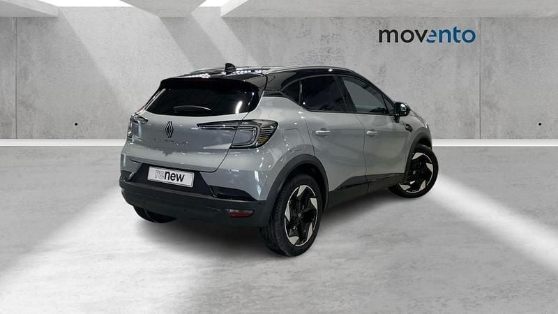 Usado Renault Captur Techno 100 CV (73 kW) 2025 Gris / plata SUV