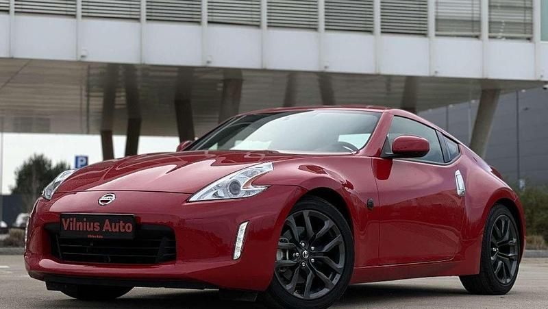Usado Nissan 370Z Nismo 344 CV (253 kW) 2016 Rojo Coupe