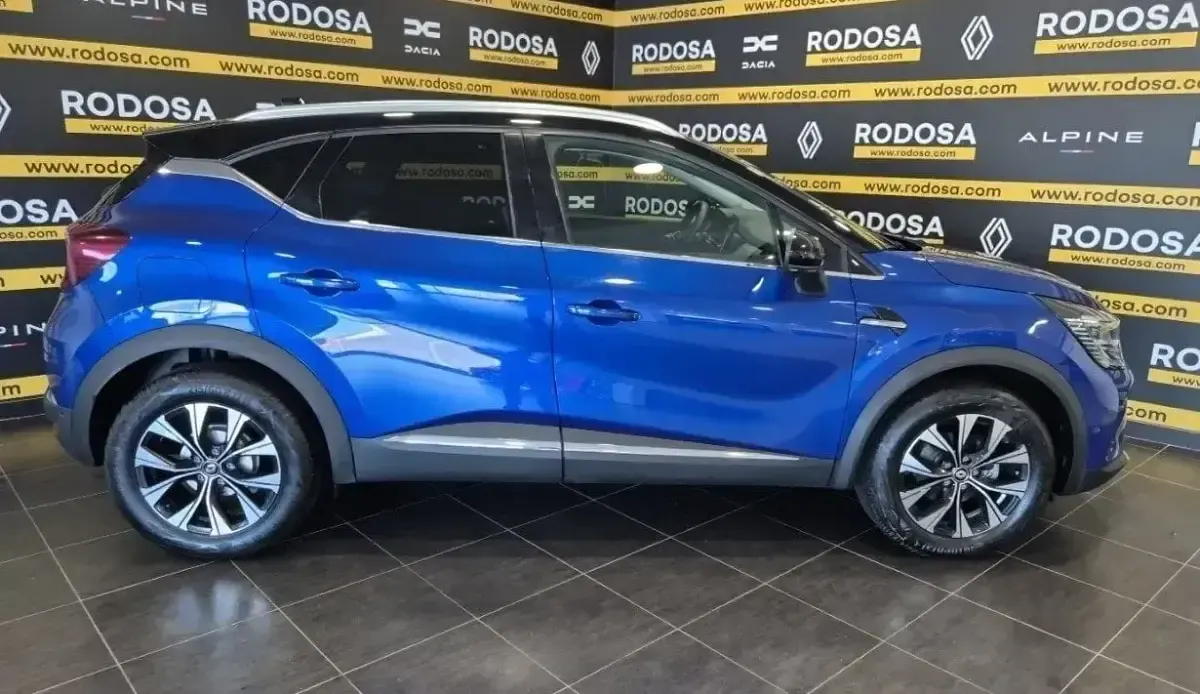 Usado Renault Captur Techno 90 CV (66 kW) 2024 Azul SUV