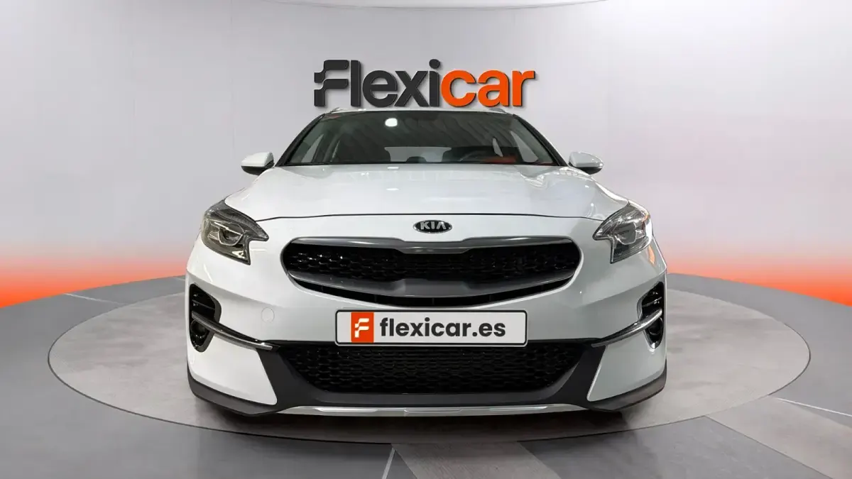 Usado Kia XCeed 120 CV (88 kW) 2019 Negro SUV