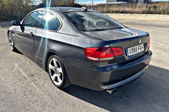 Usado BMW 320 177 CV (130 kW) 2007 Utilitario
