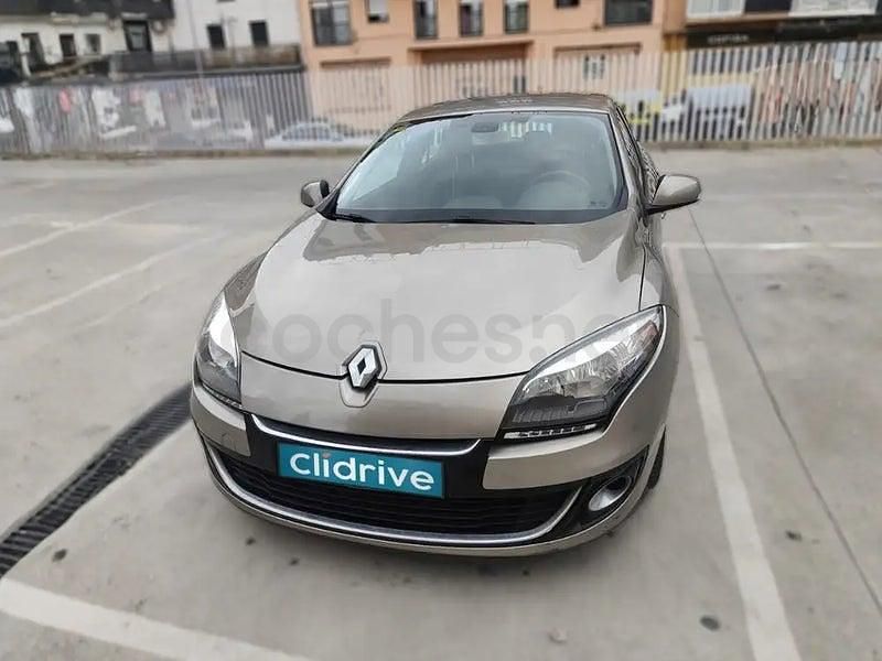 Usado Renault Mégane Dynamique 110 CV (80 kW) 2012 Beige Berlina
