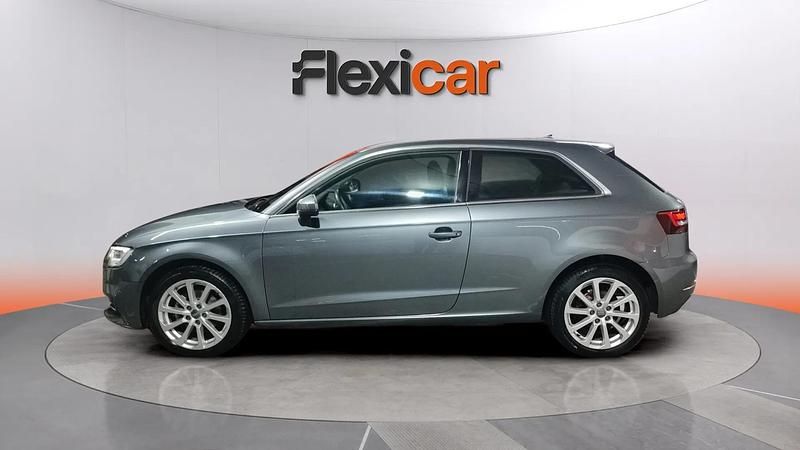 Käytetty Audi A3 Premium 116 HP (85 kW) 2017 Harmaa Viistoperä