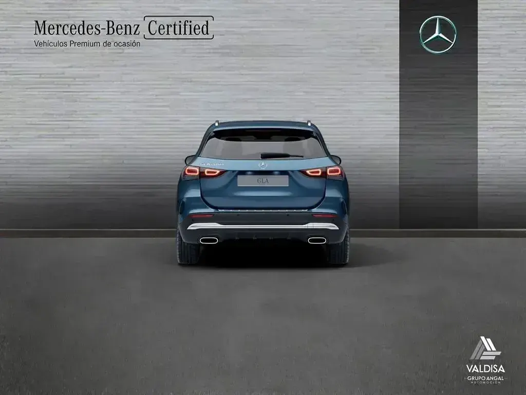 Usado Mercedes GLA200 150 CV (110 kW) 2023 Azul SUV