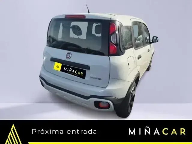 Usado Fiat Panda Cross Cross 70 CV (51 kW) 2023 Blanco Utilitario