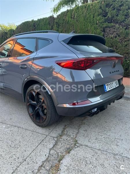 Usado Cupra Formentor VZ 310 CV (228 kW) 2021 Gris / plata SUV