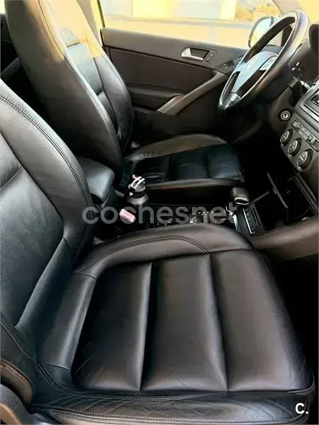 Usado VW Tiguan Sport 140 CV (102 kW) 2009 Gris / plata SUV