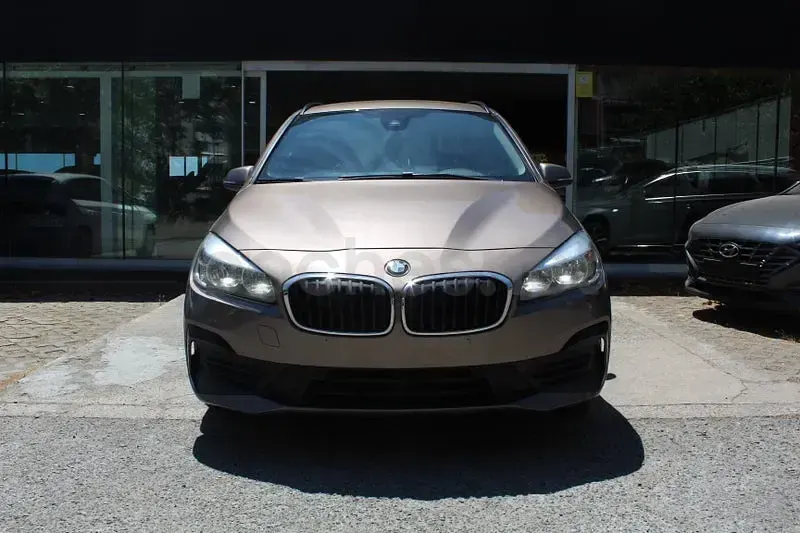 Usado BMW 216 116 CV (85 kW) 2019 Beige Coupe