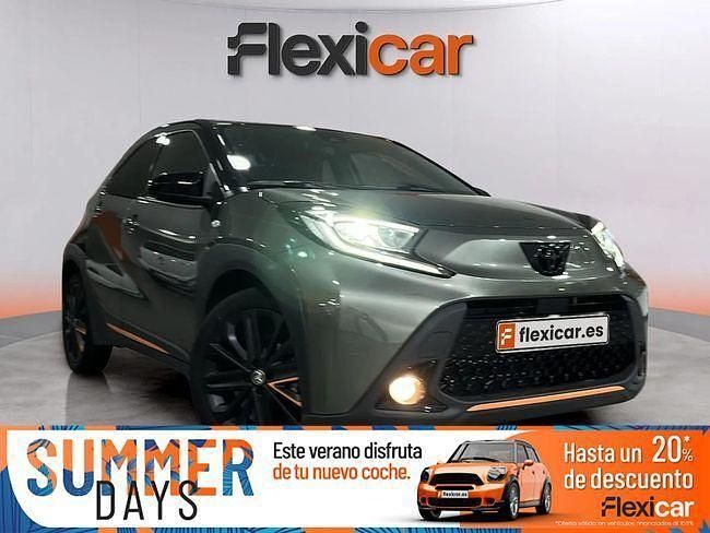 Verde Usado 2022 Toyota Aygo Edition Utilitario | 17.990 € - Imagen 1/4