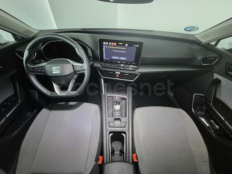 Usado Seat Leon Style 116 CV (85 kW) 2025 Blanco Berlina
