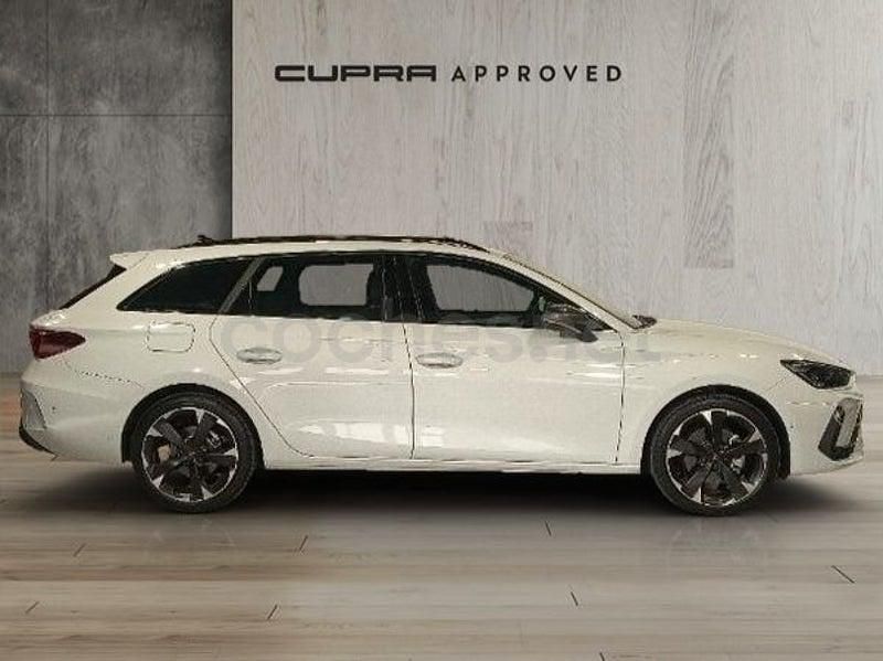 Usado Cupra Leon 150 CV (110 kW) 2024 Blanco Familiar