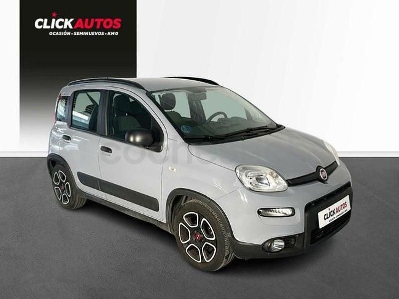 Usado Fiat Panda City Life 70 CV (51 kW) 2022 Gris / plata Utilitario
