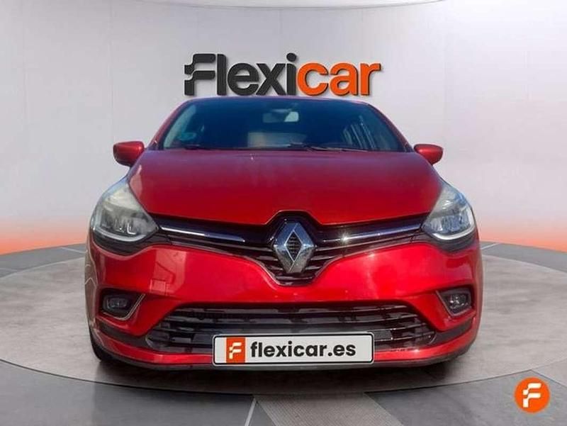 Usado Renault Clio IV LIMITED 90 CV (66 kW) 2017 Rojo Utilitario